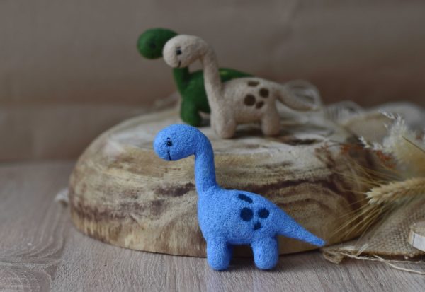 Felted dinos | LuckyBay Props