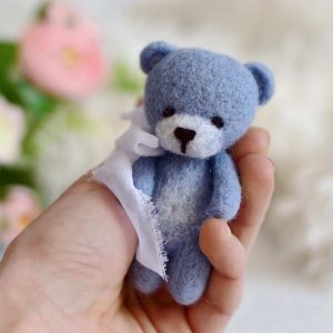 Felted bear Teddy in blue | Felted photo props