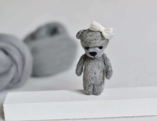 Felted bear Teddy in melange grey