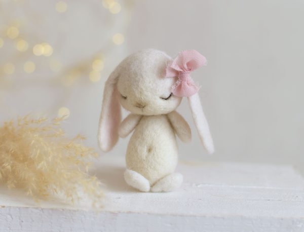 Felted bunny white | Felted stuffies