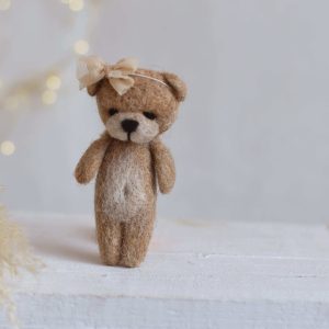 Felted bear Teddy in melange beige/brown | Felted photo props