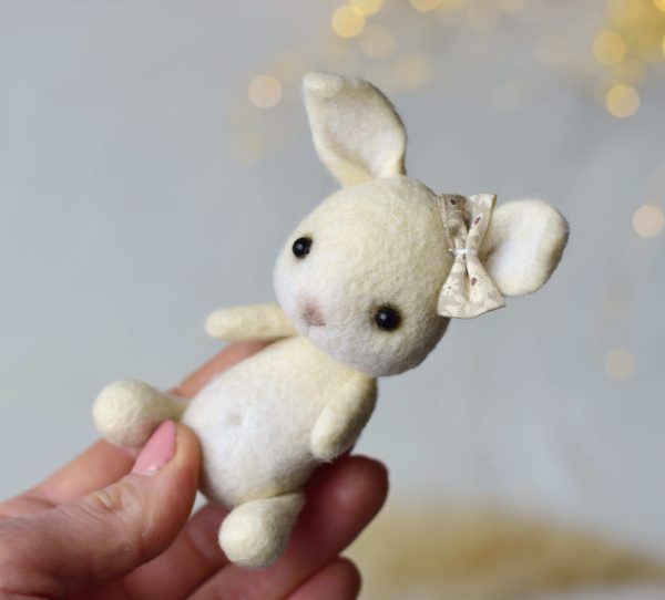 Felted bunny 'Creamy' | Felted photo prop newborn