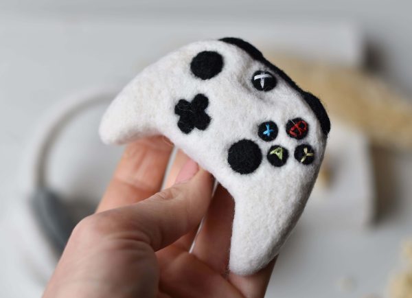 Felted controller | Felted photo props LuckyBay Props