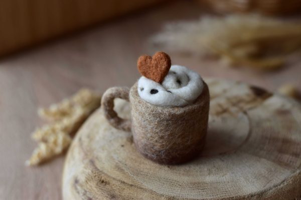 Felted cup of coffee with cream | Felted photoprops