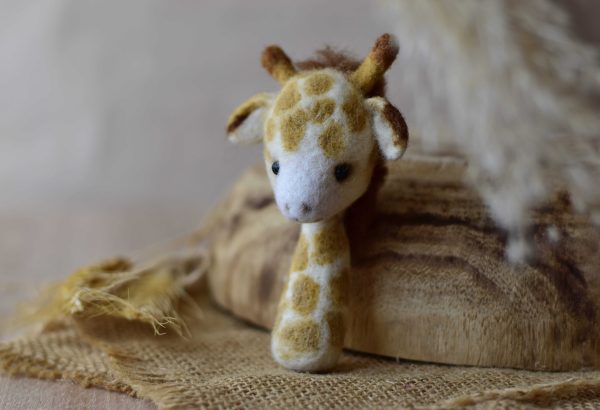 Felted giraffe in mini ver. | Felted photoprops | LuckyBay Props
