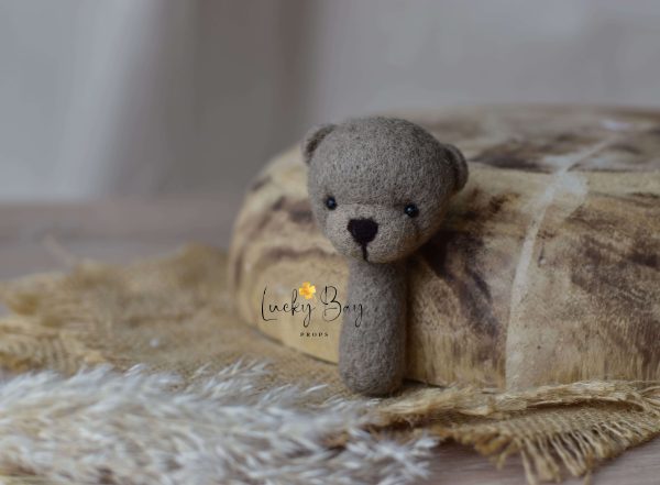 Felted bear mini in light brown | Felted photo props newborn