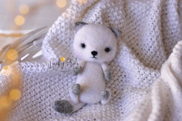 Felted fox in white | Felted photo props newborn | NEW | LuckyBay Props