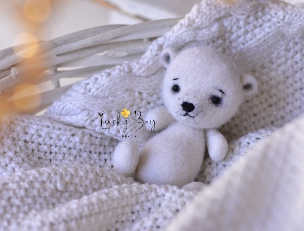 Felted polar bear | Felted photo props newborn | NEW