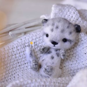 Felted white panther | Felted photo props newborn | NEW | LuckyBay Props