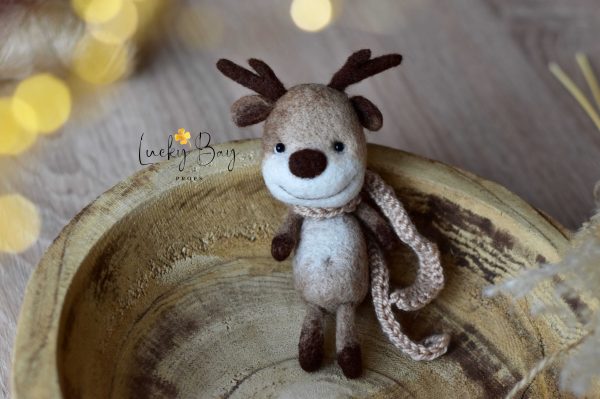 Felted reindeer with scarfs | Felted photo props newborn | NEW