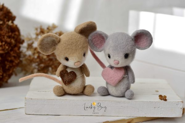 Felted mouse LuckyBay Props